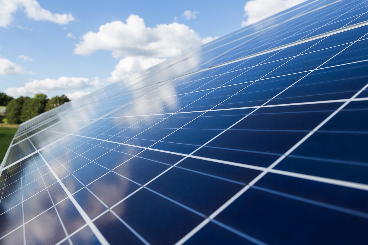 photovoltaic-2814504_1280